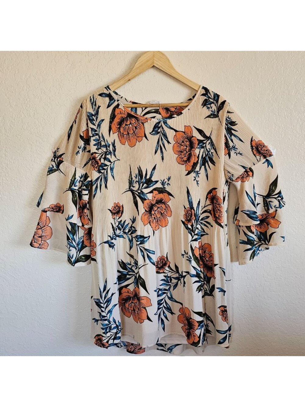 Loveriche L Womens Floral Bell Sleeve Blouse Lightweight Cream Orange Blue